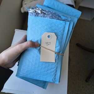 Blue Bubble Mailers